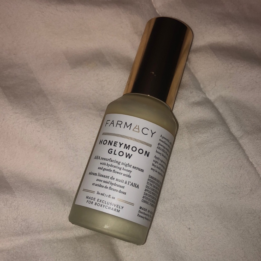 Farmacy honeymoon glow night serum